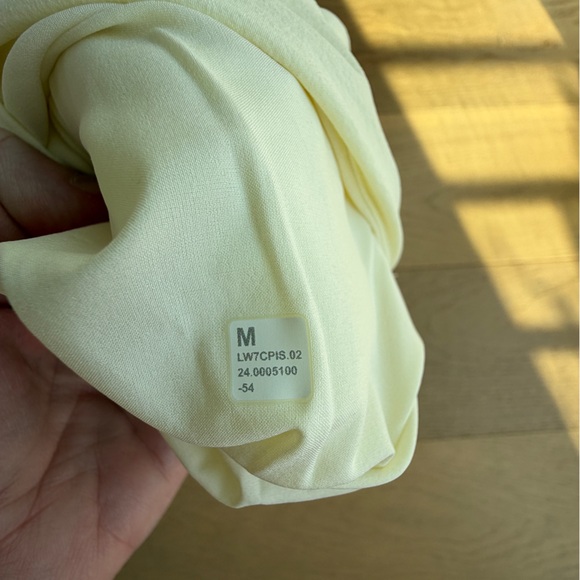 EUC Lululemon Athletic Shorts Butter Yellow - Picture 5 of 5